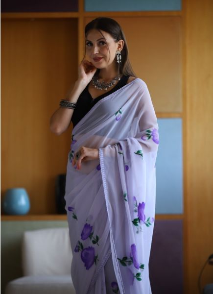 Light Lavender Georgette Floral Digitally Printed Saree For Kitty Parties
