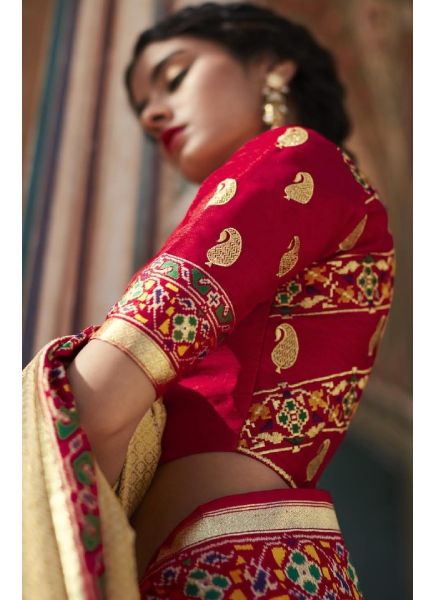 Light Burlywood Silk Weaving Wedding-Wear Embroidered Saree