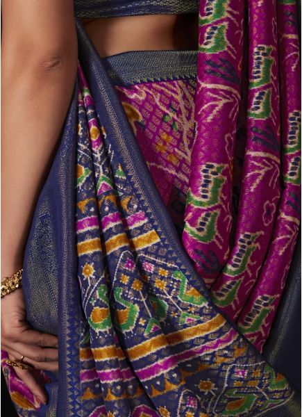 Magenta Printed Patola Silk Saree For Traditional / Religious Occasions