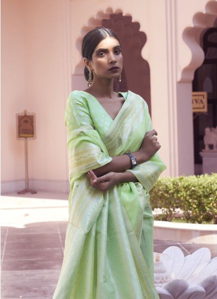 Light Green Linen Handloom Weaving Festive-Wear Saree