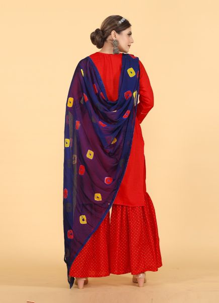Red Muslin Thread-Work Festive-Wear Readymade Salwar Kameez