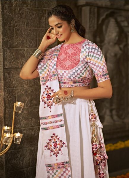 White & Pink Jacquard Cotton Thread, Embroidery & Mirror-Work Navratri Special Lehenga Choli