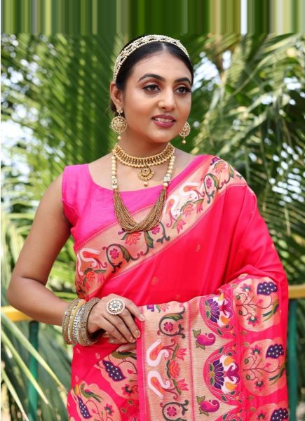 Pink Red Paithani Silk Weaving Saree For Traditional / Religious Occasions