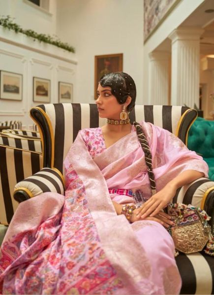 Light Pink Handloom Silk Party-Wear Saree With Kashmiri Pallu