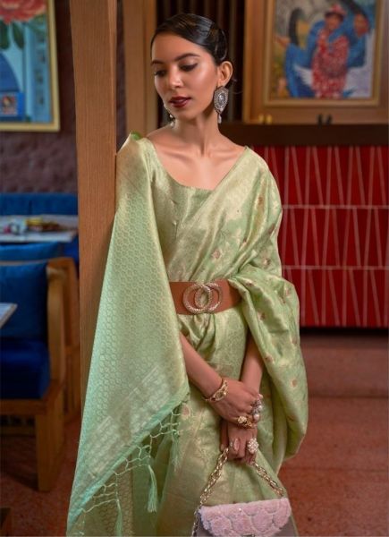 Light Green Silk Weaving Festive-Wear Handloom Saree