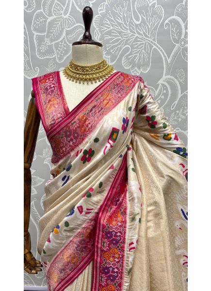 Bone White Pure Silk Weaving Saree For Traditional / Religious Occasions