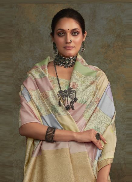 Light Green Handloom Silk Digitally Printed Festive-Wear Checks Saree