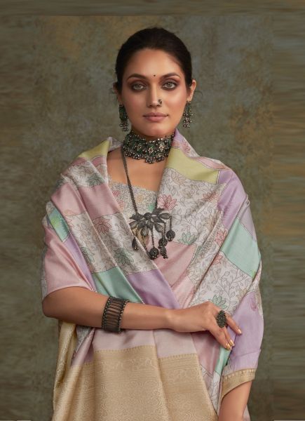 Light Pink Handloom Silk Digitally Printed Festive-Wear Checks Saree