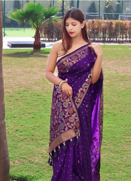 Purple Silk Weaving Festive-Wear Fashionable Saree