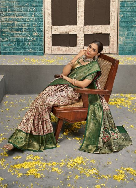 Beige & Green Woven Kanjivaram Silk Saree For Traditional / Religious Occasions