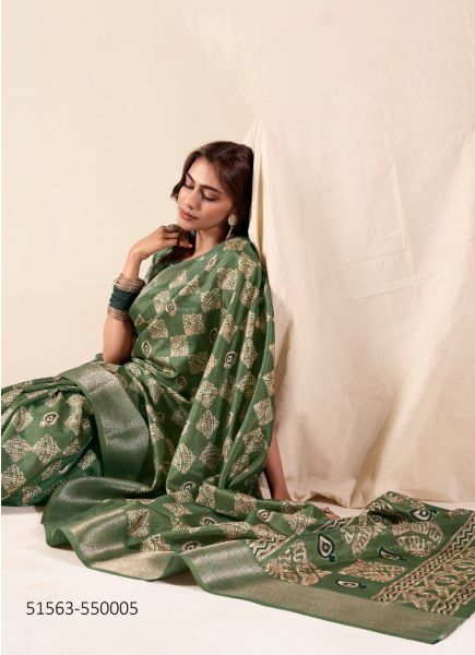 Green Dola Silk Foil-Printed Saree For Traditional / Religious Occasions
