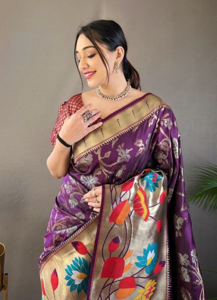 Purple Woven Paithani Silk Saree For Traditional / Religious Occasions
