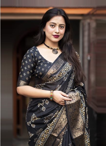 Black Woven Cotton Crape Handloom Saree For Traditional / Religious Occasions