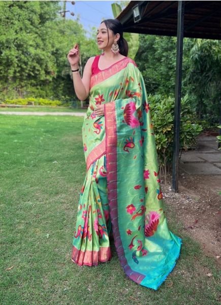 Light Green Pure Paithani Woven Silk Saree For Traditional / Religious Occasions