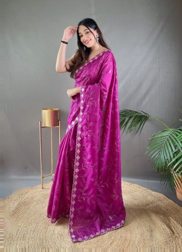 Magenta Silk Thread-Work Party-Wear Boutique-Style Saree
