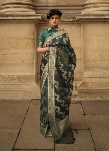 Dark Green Satin Woven Silk Handloom Saree For Traditional / Religious Occasions
