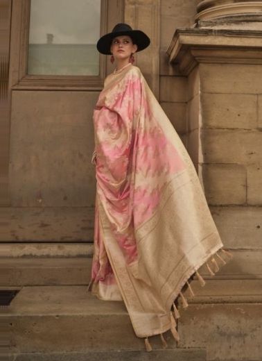 Pink Satin Woven Silk Handloom Saree For Traditional / Religious Occasions