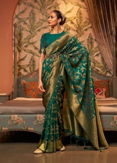 Green Two Tone Weaving Silk Festive-Wear Handloom Saree