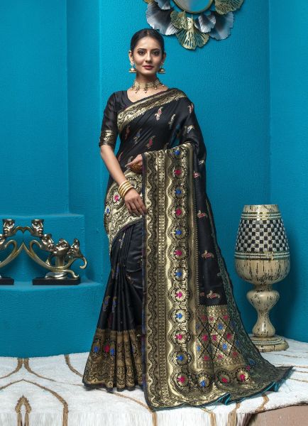Black Silk Handloom Woven Festive-Wear Saree