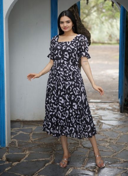 Black & White Georgette Digitally Printed Beach-Wear Maxi Dress