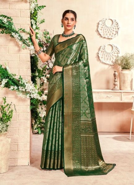 Green Woven Kanjivaram Silk Saree For Traditional / Religious Occasions