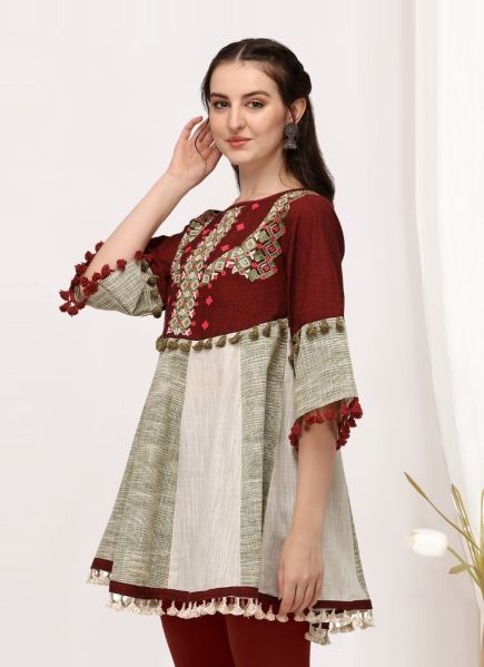 Multicolor Cotton Thread-Work Navratri-Wear Readymade Short Top