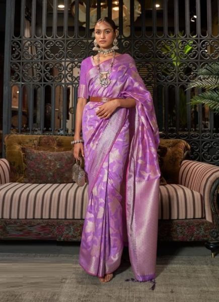 Violet Silk Weaving Festive-Wear Handloom Saree
