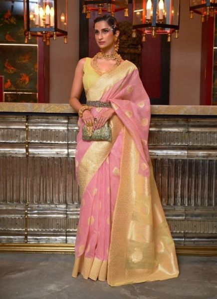 Pink Linen Weaving Festive-Wear Soft Silk Saree