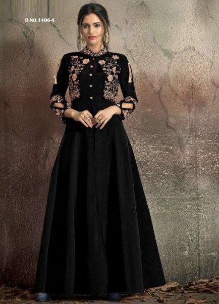 Black Soft Tapeta With Embroidery Floor-Length Gown