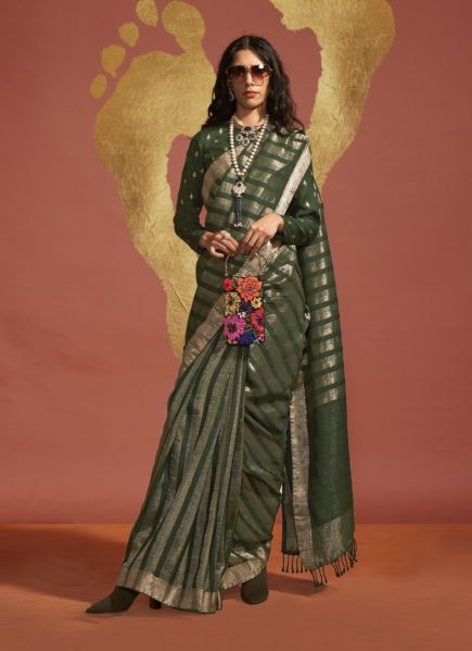 Dark Green Viscose Woven Handloom Saree For Traditional / Religious Occasions