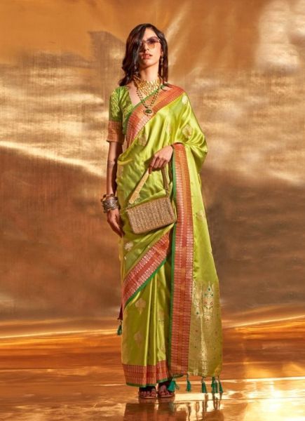 Light Green Woven Handloom Satin Silk Saree For Traditional / Religious Occasions