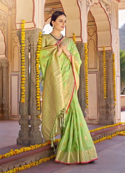 Light Green Ghicha Silk Weaving Festive-Wear Pattu Saree (Temple-Border)