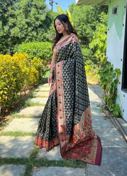Black Festive-Wear Paithani Silk Saree