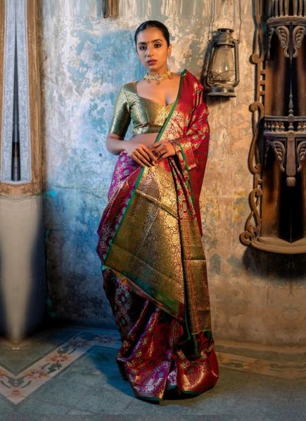 Magenta Weaving Party-Wear Patola Silk Saree