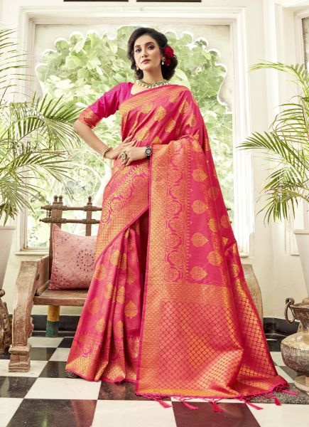 Magenta Handloom Weaving Silk Festive-Wear Saree