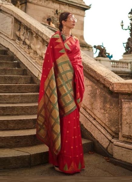 Red Khadi Woven Silk Saree For Traditional / Religious Occasions
