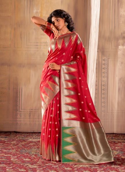 Red Woven Banarasi Silk Saree For Traditional / Religious Occasions