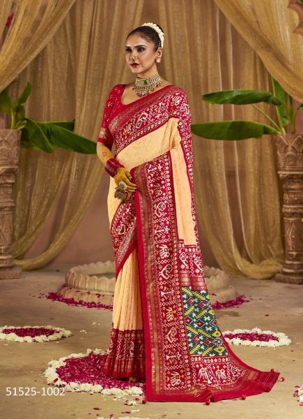 Peach Woven Georgette Patola Silk Saree For Traditional / Religious Occasions