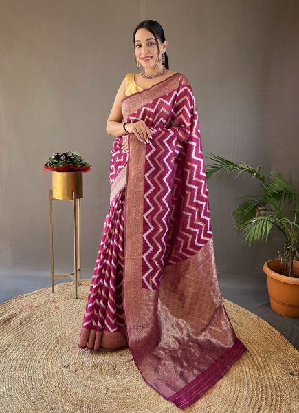 Purple Woven Cotton Linen Leheriya Saree For Traditional / Religious Occasions
