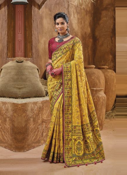 Yellow Banarasi Silk Kacchi-Work Wedding-Wear Boutique-Style Saree With Contrast Blouse